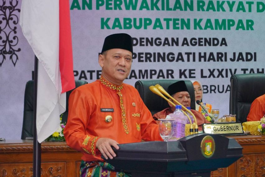 Ikuti Rapat Paripurna Istimewa HUT Kampar Ke-74, Pj Bupati Kampar: “Mari Bersama-sama Berkontribusi Untuk Kampar Makin Melaju Menuju Indonesia Emas Tahun 2045
