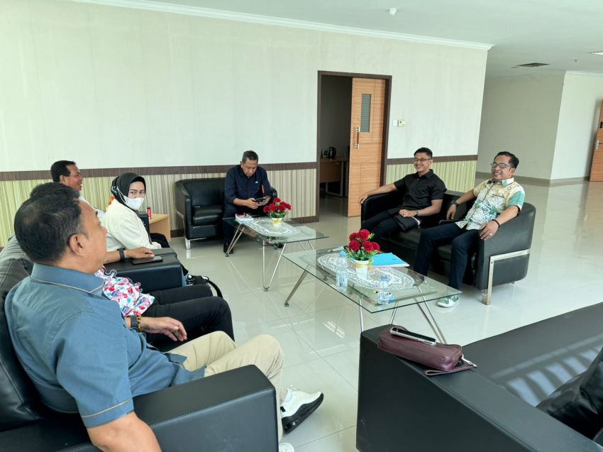 Komisi I DPRD Kepulauan Meranti Lakukan Kunjungan Kerja ke Kesbangpol Kota Pekanbaru
