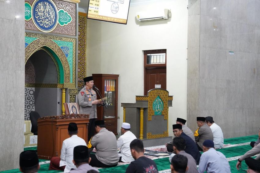 Ini Pesan Kapolda Riau Saat Safari Ramadhan di Masjid Muthmainnah