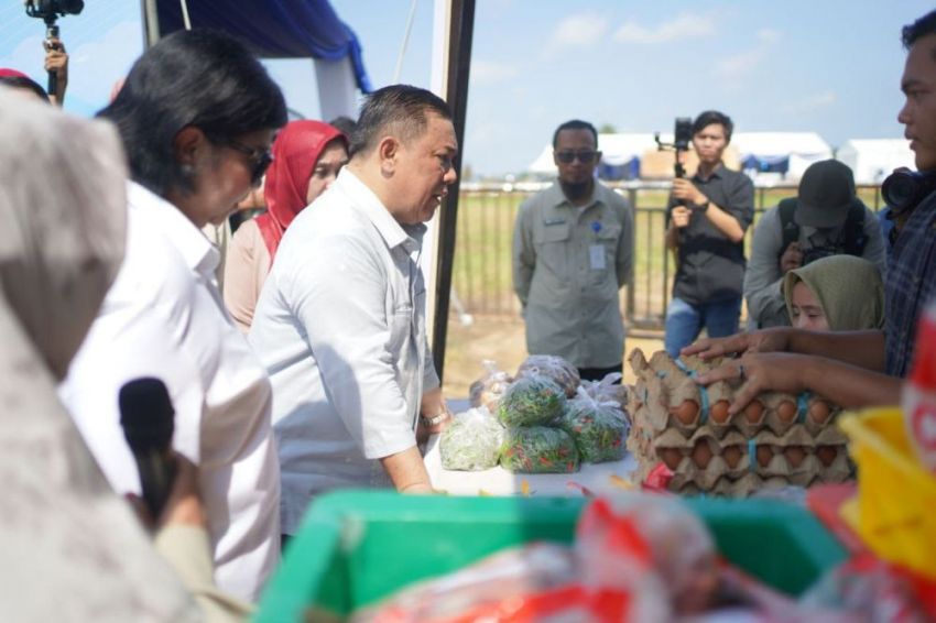Warga Sangat Antusias Kunjungi Pasar Murah yang Digelar Pemprov Riau dan BI
