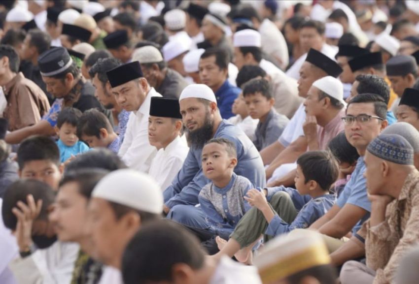 Moment Idul Adha, Pj Gubri Ajak Masyarakat Jaga Persatuan dan Kesatuan yang Selalu Mengedepankan Kebersamaan