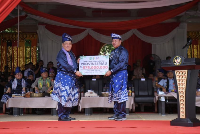 KEN Festival Pacu Jalur Kuansing Resmi Dibuka, Pemprov Riau Siapkan Hadiah Ratusan Juta Rupiah