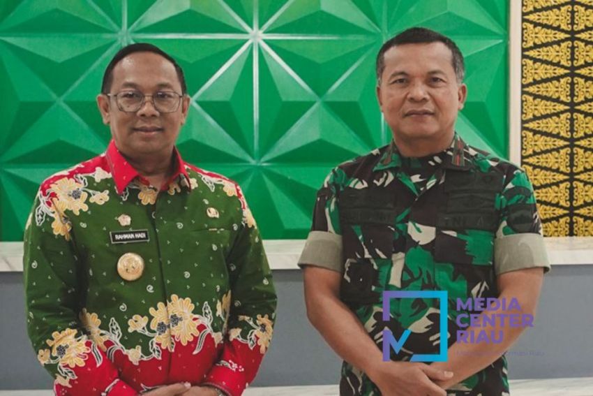 Kunjungan Perpisahan, Pj Gubri Rahman Hadi Disambut Danrem 031/WB Brigjed TNI Sugiono