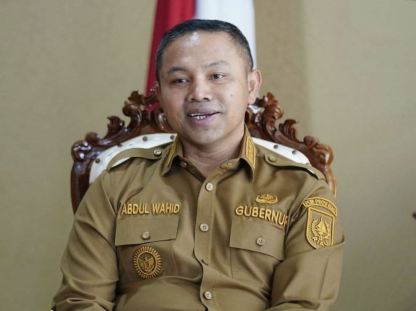 Gubri Abdul Wahid dan MKKS Riau Bahas Solusi Penahanan Ijazah di Sekolah Swasta