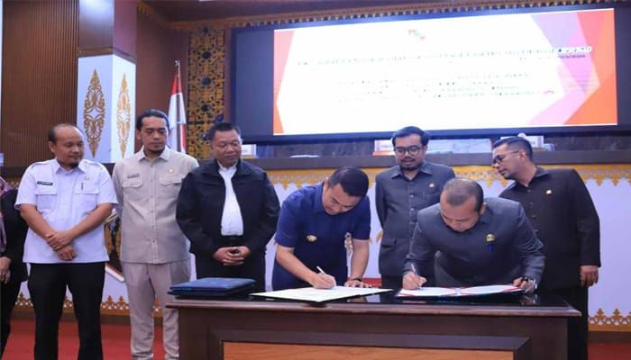 DPRD Kota Pekanbaru Gelar Rapat Paripurna Pengesahan APBD-P 2024 dan APBD 2025