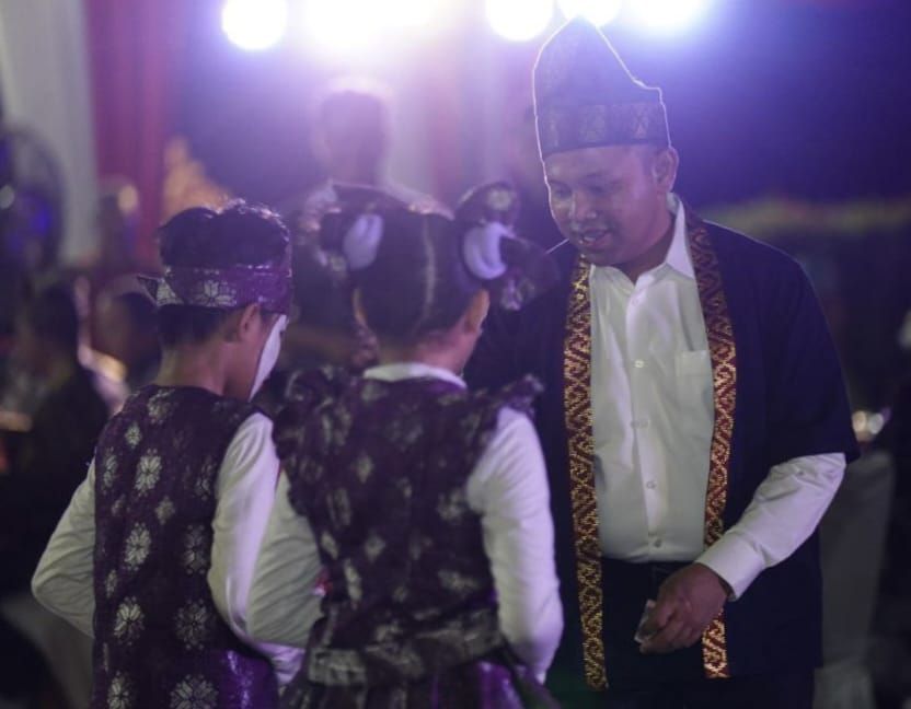 Melalui Puisi, Gubri Abdul Wahid Ajak Generasi Muda Tumbuhkan Semangat Kebangsaan