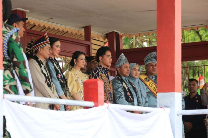 Gubri Abdul Wahid dampingi Wapres Gibran di Acara Festival Pacu Jalur 2025