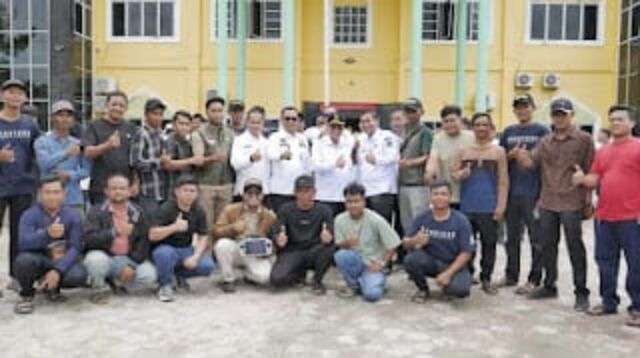 Tanda Tangani Pakta Integritas SPMB, Sekda Rohil dan Plt Kadisdikbud Pastikan Penerimaan Siswa Tanpa Intervensi